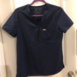 Figs Scrub Top Navy Catrina!